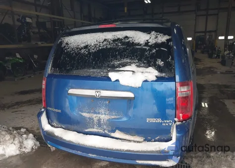 2010 Dodge Grand Caravan Sxt z USA, uszkodzony, nr VIN 2D4RN5D16AR482783